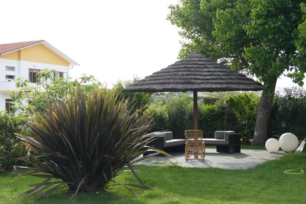 Il Portico Hotel Fano Luaran gambar